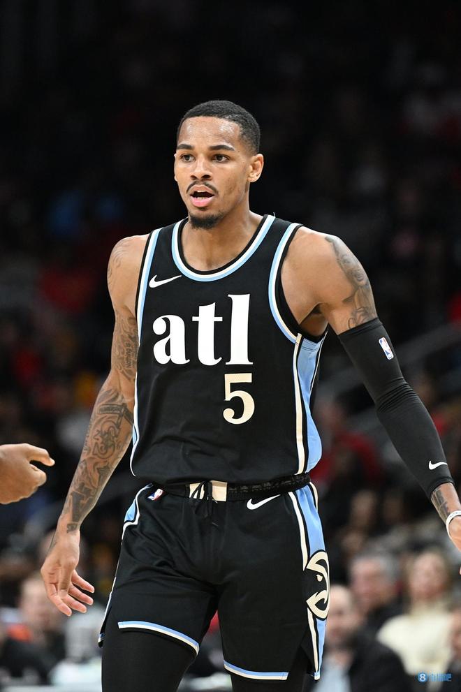 一个非欧名 一个非欧名