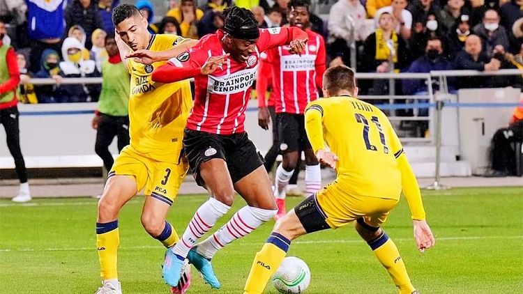 和詹姆斯把 和詹姆斯把